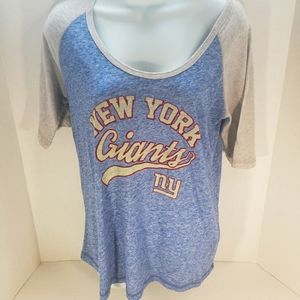 NWT Women's New York Giants T-shirt